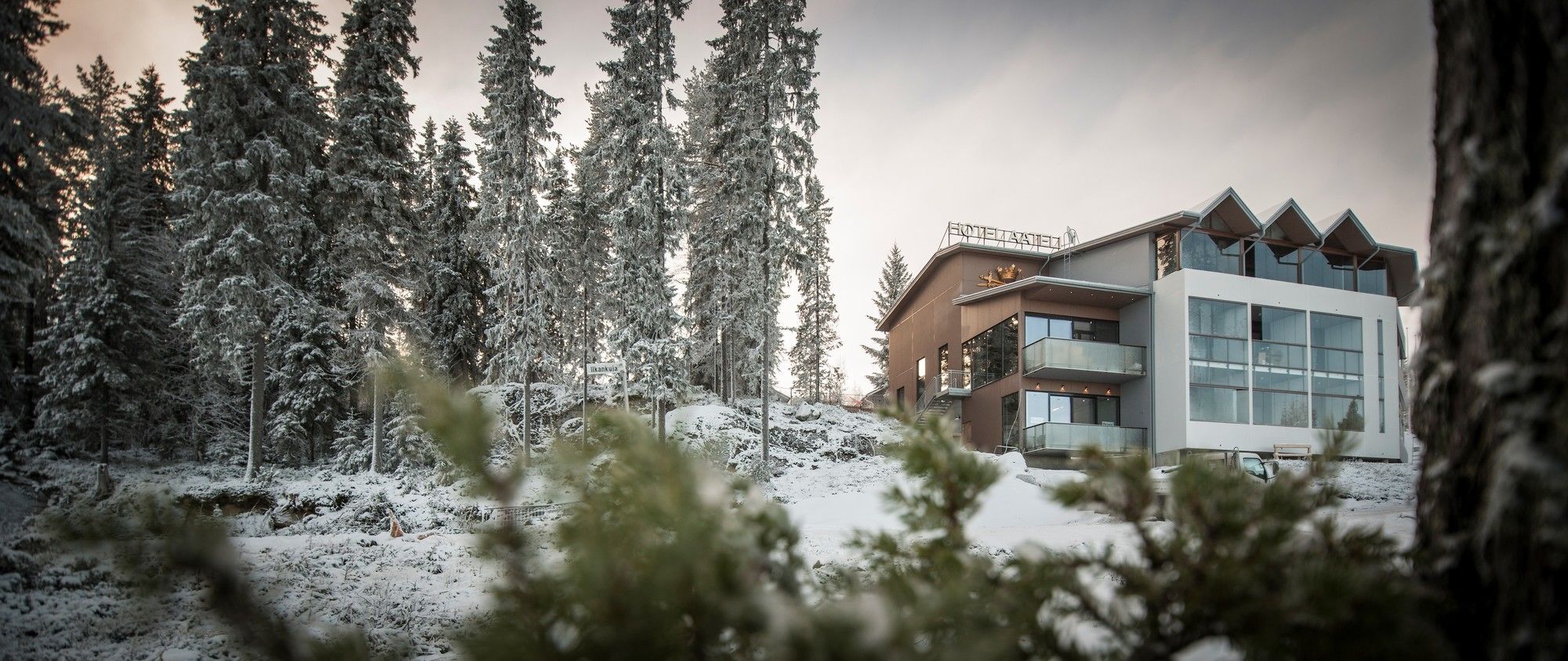 Hotel Aateli Hillside Vuokatti Exterior photo